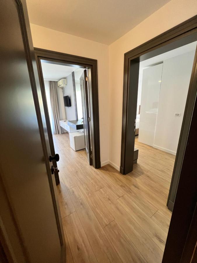 Donna Apartment Ulcinj Bagian luar foto